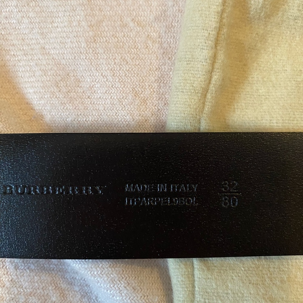 Authentic BURBERRY belt - Picture 5 of 6